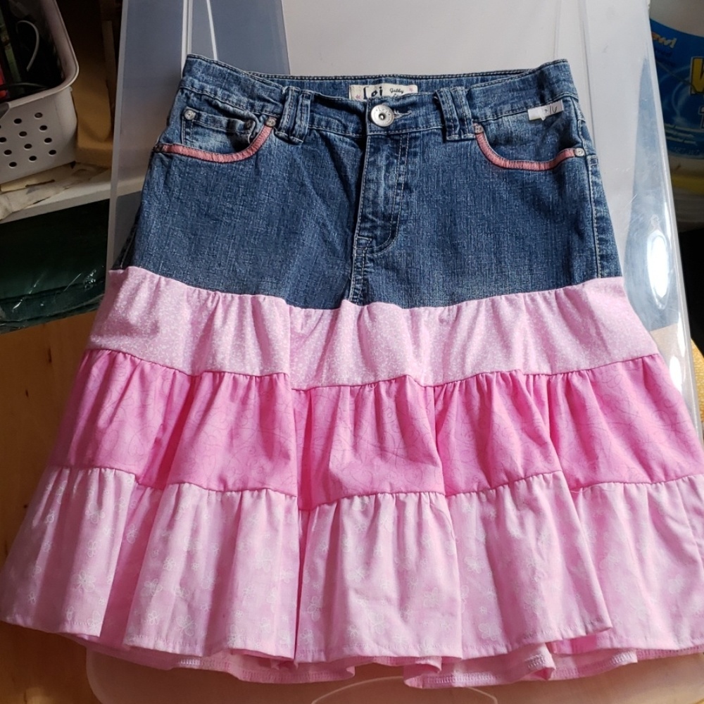 Girls skirt hsndmade Adjustable 16